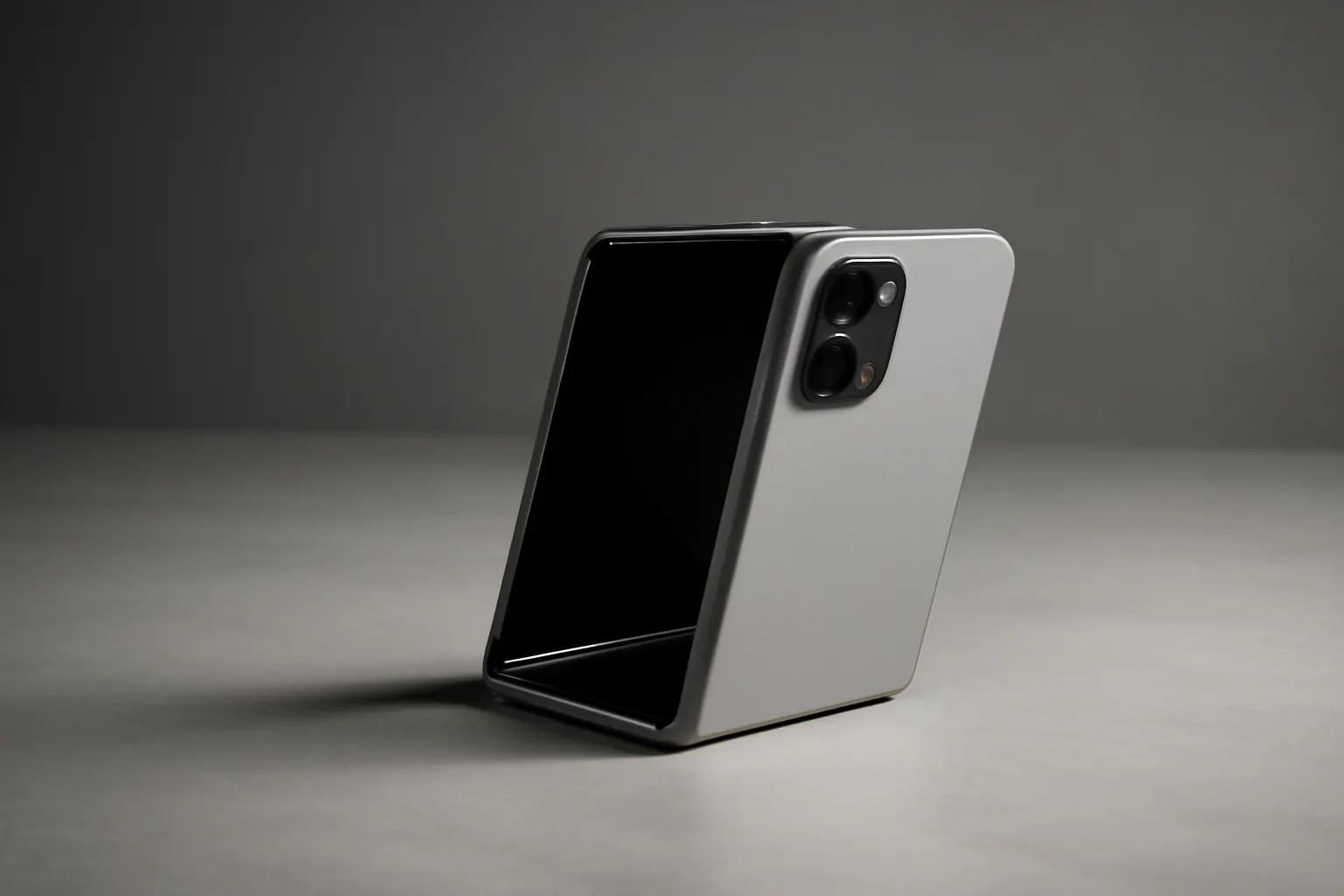 Apple пояснила, як створювали iPhone Duo та чому його зробили схожим на блокнот
