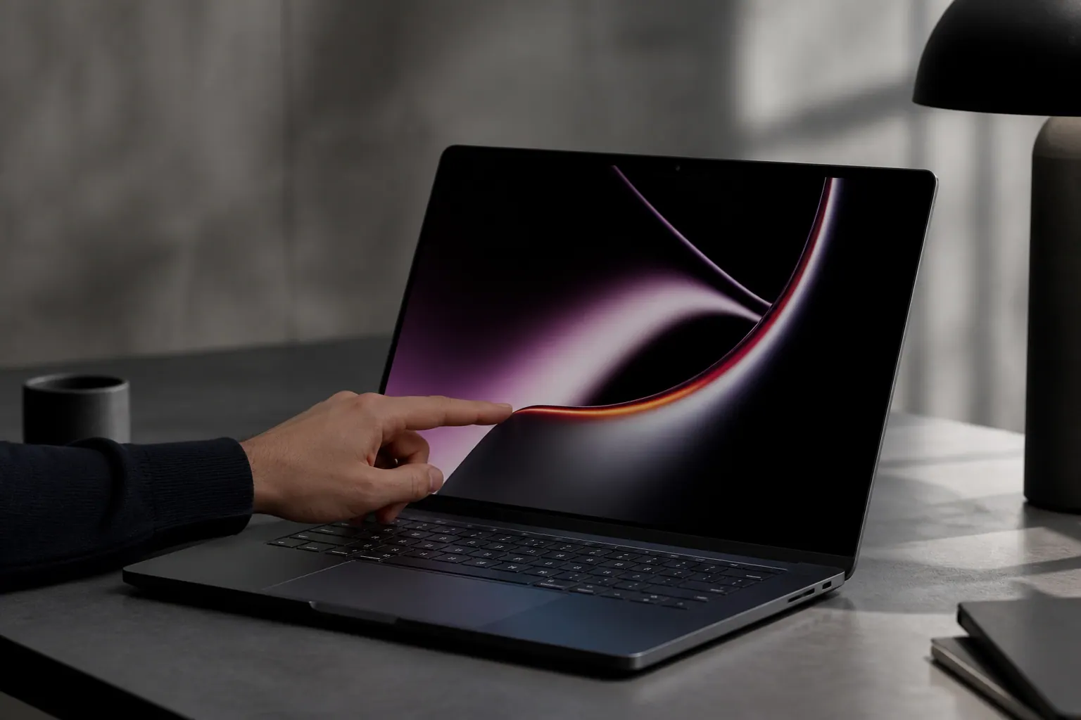 Сенсорний OLED-дисплей не зменшив заявлену автономність MacBook Pro